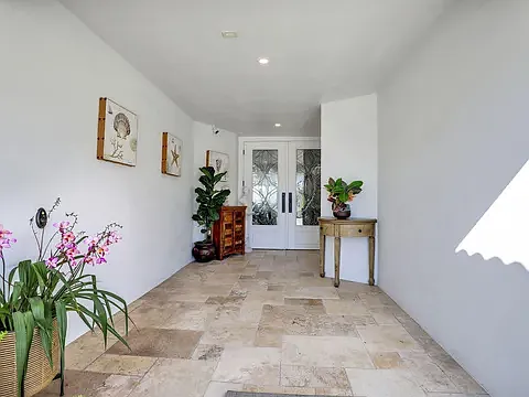 356 Nassau Ct — Photo 13