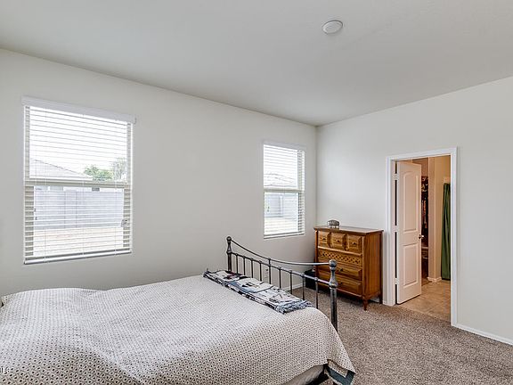 4th image of 36953 W Mediterranean Way