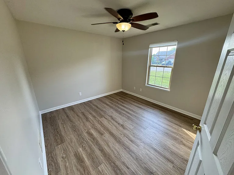 2406 Kingsfield St — Photo 18