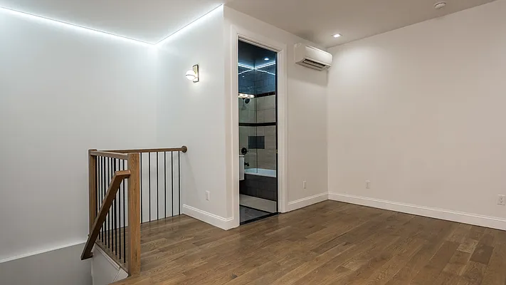 Rented by Nooklyn NYC LLC | media 37