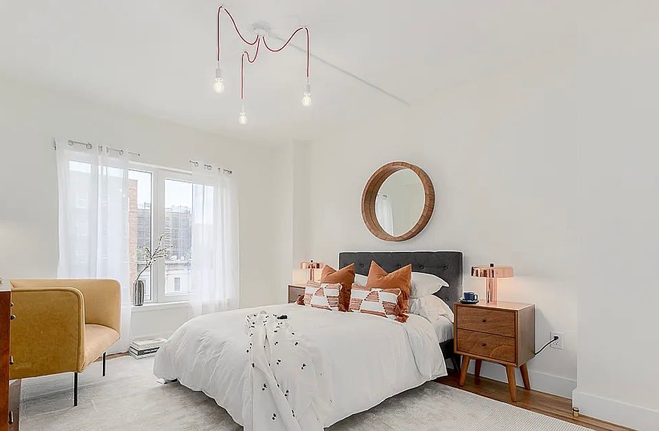 1st image of 142 Lenox Rd #2F