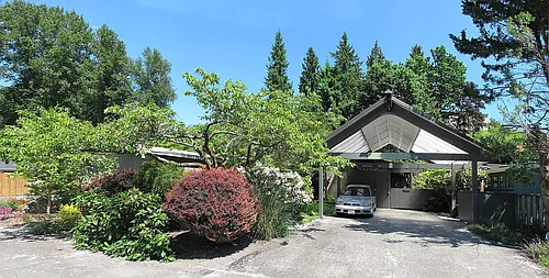 3850 Surber Dr NE Photo 1