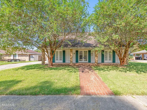 101 Wisteria Dr, Lafayette, LA 70506