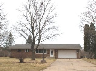 8768 Dunlap Ave, Lexington, MN 55014