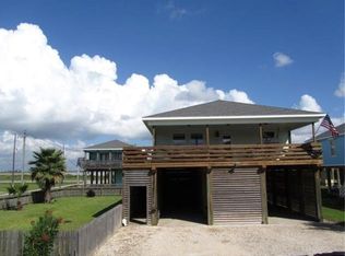 110 Surfside Ct, Surfside Beach, TX 77541