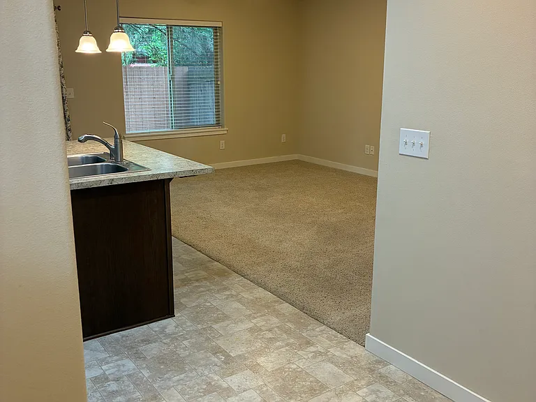 824 NE 109th Ct — Photo 23