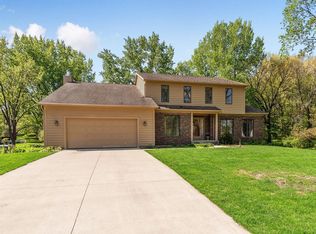 4821 Morelle Rd NE, Cedar Rapids, IA 52411