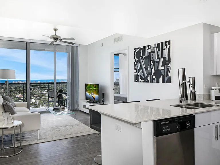 Circ Residences — Photo 4