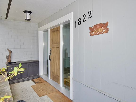 5th image of 1822 Hall Rd