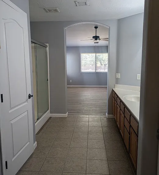 1206 W Prior Ave — Photo 17