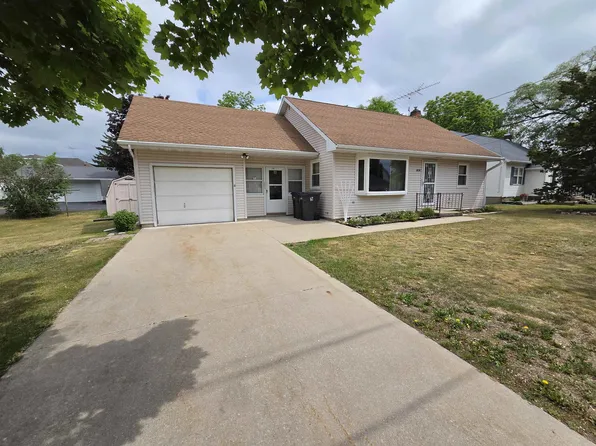218 Dodge St, Princeton, WI 54968