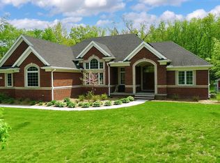 6219 Broadbridge Rd, Cottrellville, MI 48039