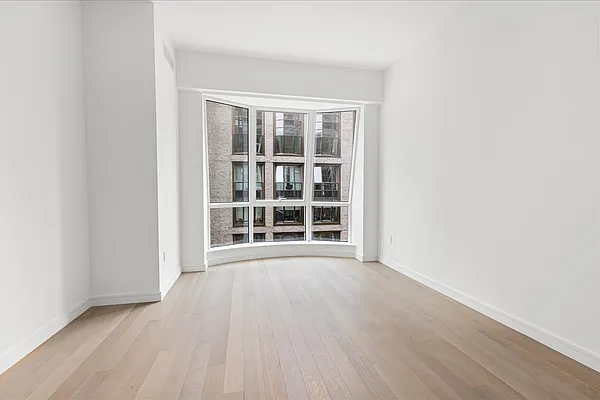 Rented by R New York | media 13