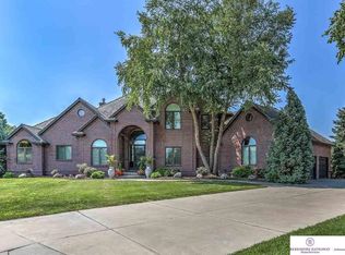 1520 S 182nd Cir, Omaha, NE 68130