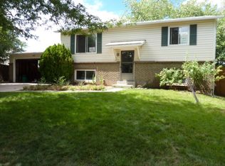14975 E Columbia Dr, Aurora, CO 80014