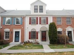 922 Ivanhoe St, Denver, CO 80220