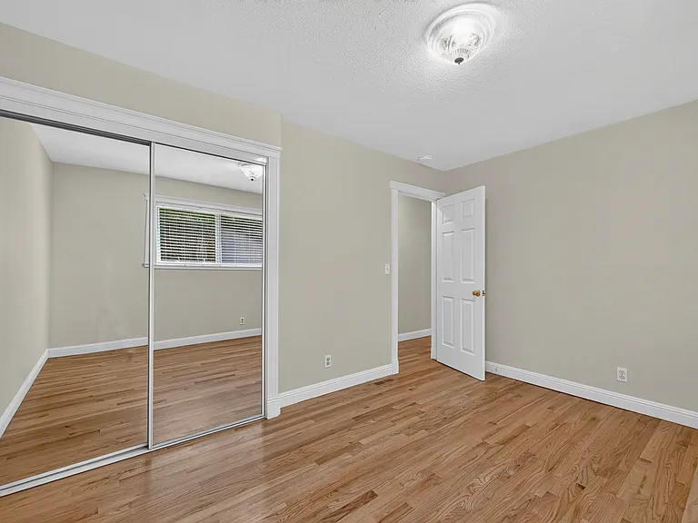 2628 Superior Dr — Photo 23
