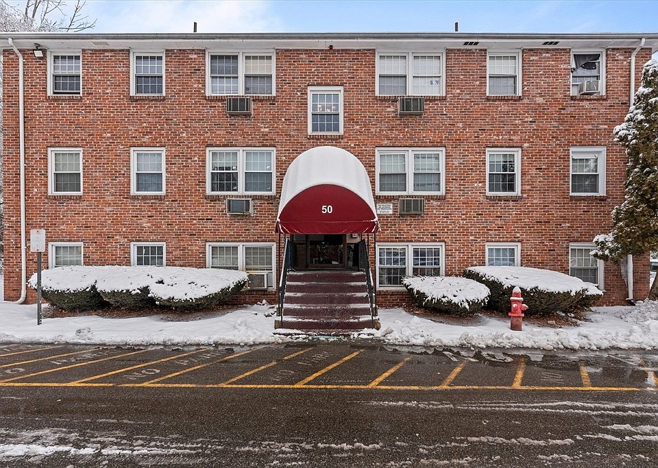 1st image of 50 Danbury Dr APT 5