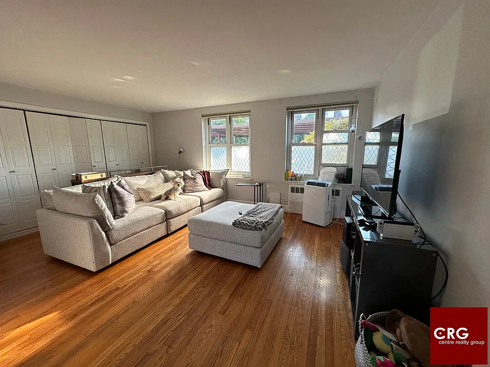 136 Boylston St #2