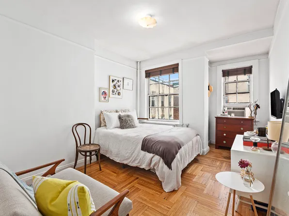 195 Prince Street image 1 of 6