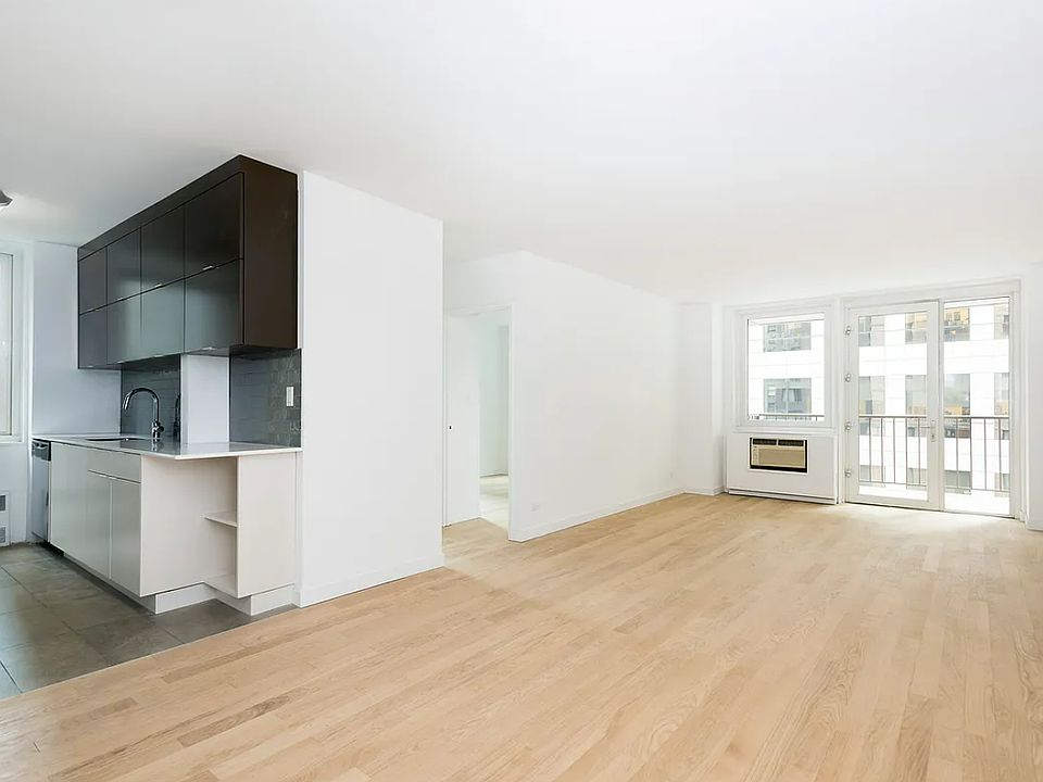 1st image of 230 W 55th St APT 6B