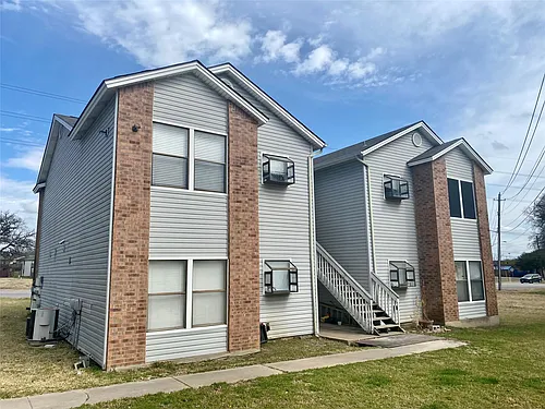 2405 W Slaughter Ln #B Photo 1
