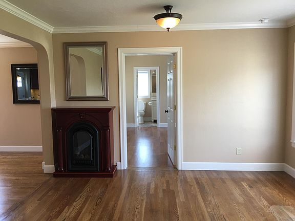 5th image of 338 Christofferson Ln