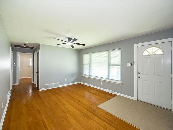 4th image of 35 Tamma Ln