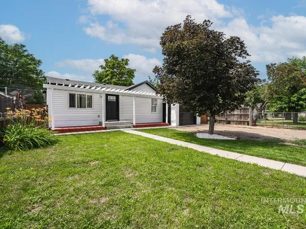 410 E Freeport St, Caldwell, ID 83605