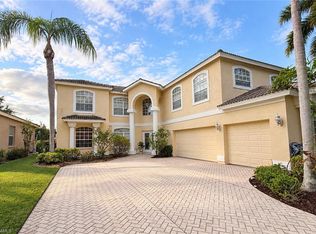 2356 Heritage Greens DR, NAPLES, FL 34119