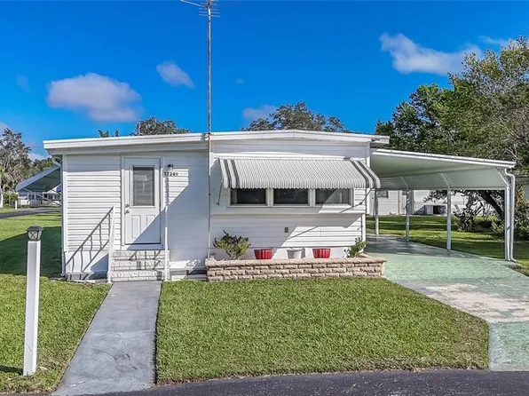 37249 Hammond Dr, Zephyrhills, FL 33541