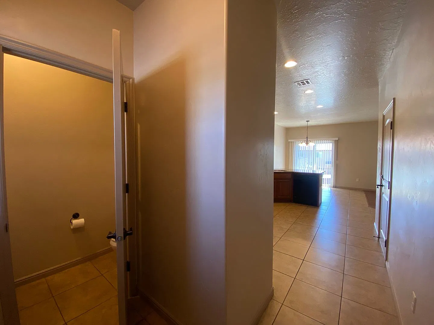 Darling Townhome Available For Rent! — Photo 2