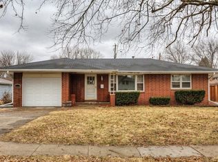 218 SE 7th St, Ankeny, IA 50021