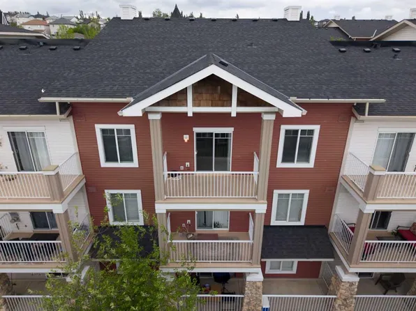 70 E Panamount Dr NW #3304, Calgary, AB T3K 6G8