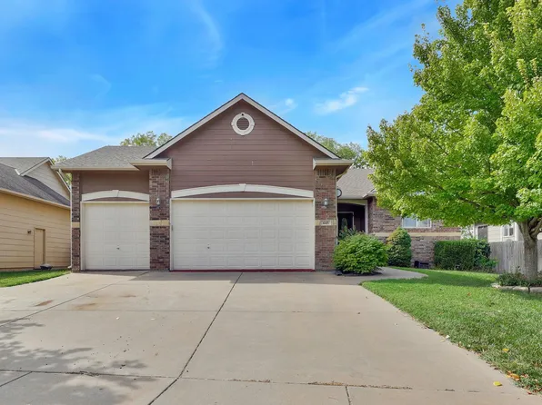645 N Westchester Dr, Andover, KS 67002