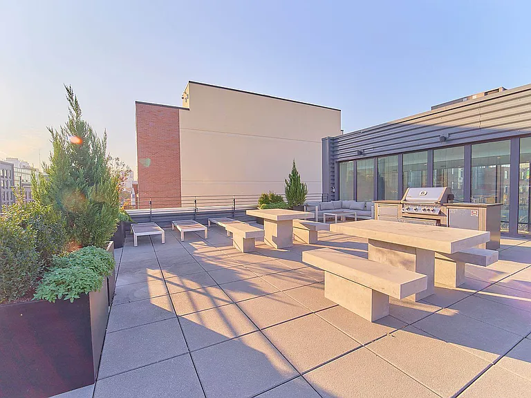 531 Myrtle Ave #4B — Photo 9