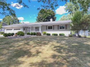 1630 Bruce Ln, Green Bay, WI 54313