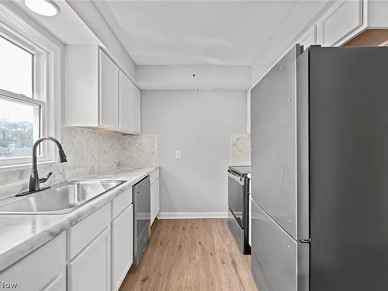 2432 21st St #1 — Photo 5
