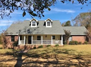 320 Montgomery Rd SW, Summit, MS 39666