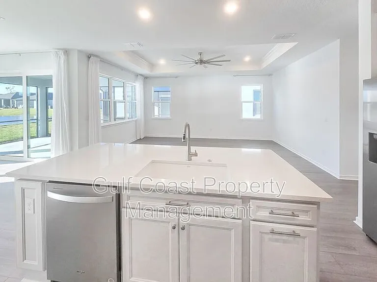 11224 Shoreline Trl — Photo 6