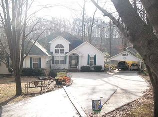 200 Holder Rd, Quebeck, TN 38579