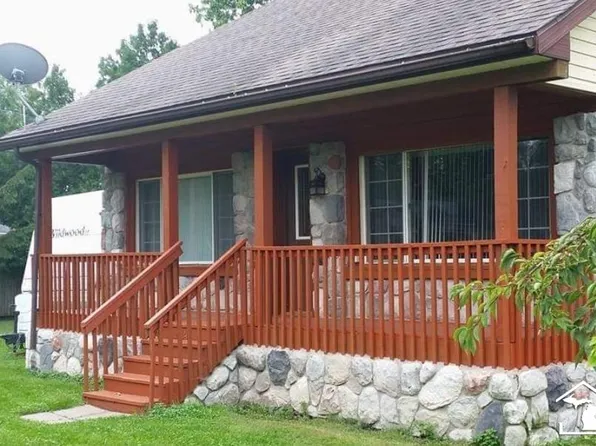 2149 Pleasantview St, Monroe, MI 48162