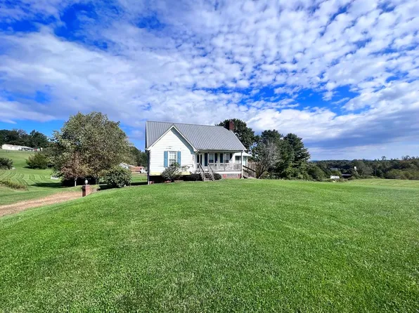 445 Boundary Rd, Fancy Gap, VA 24328