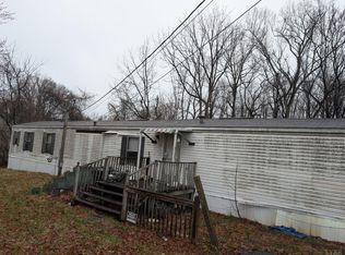 333 Lakeview Dr, Madison Heights, VA