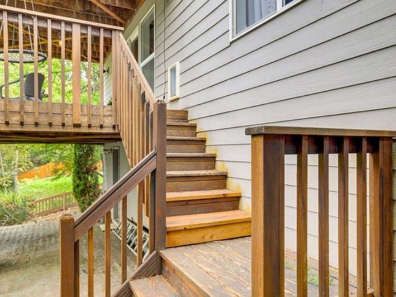 5th image of 14512 NE 24th Ave #1