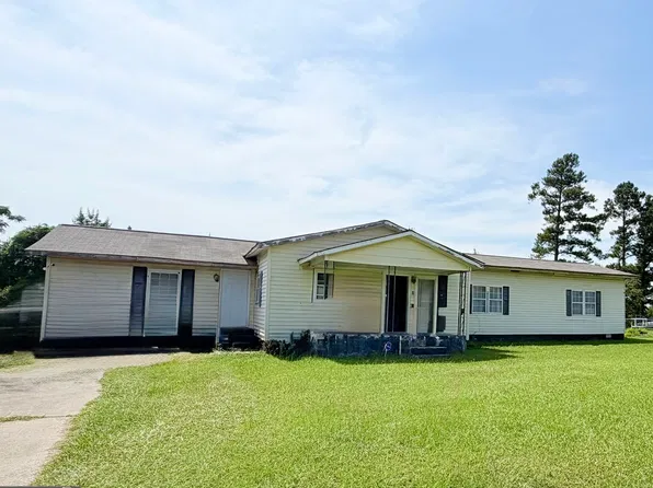 2001 Clover Dale Cir, Cordele, GA 31015
