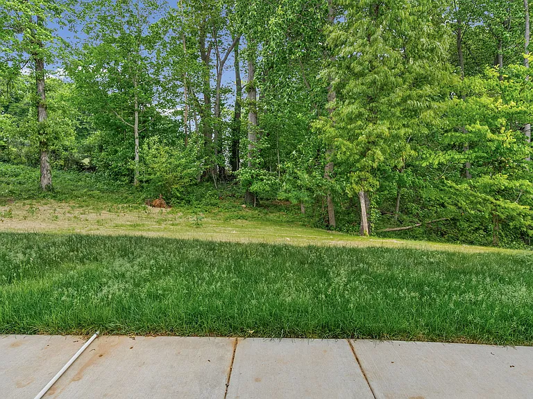 1035 Sinclair Dr #3B — Photo 22