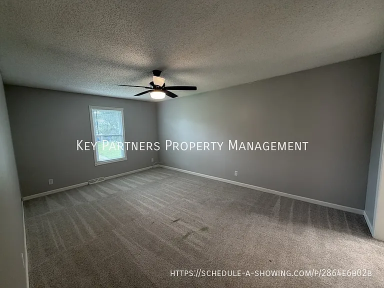 138 E Nelson Cir — Photo 10