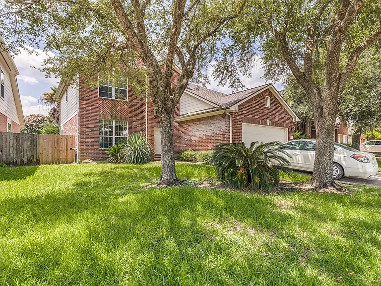 9318 Filaree Ridge Ln — Photo 2