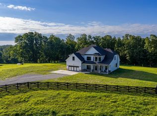 3393 Slayden Marion Rd, Cumberland Furnace, TN 37051
